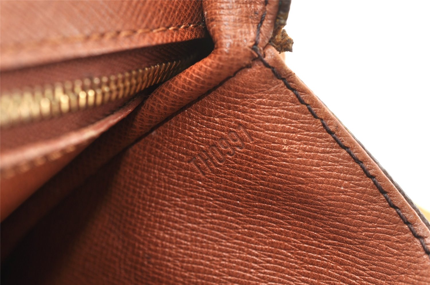 Authentic Louis Vuitton Monogram Saint Cloud GM M51242 Shoulder Bag Junk K4676