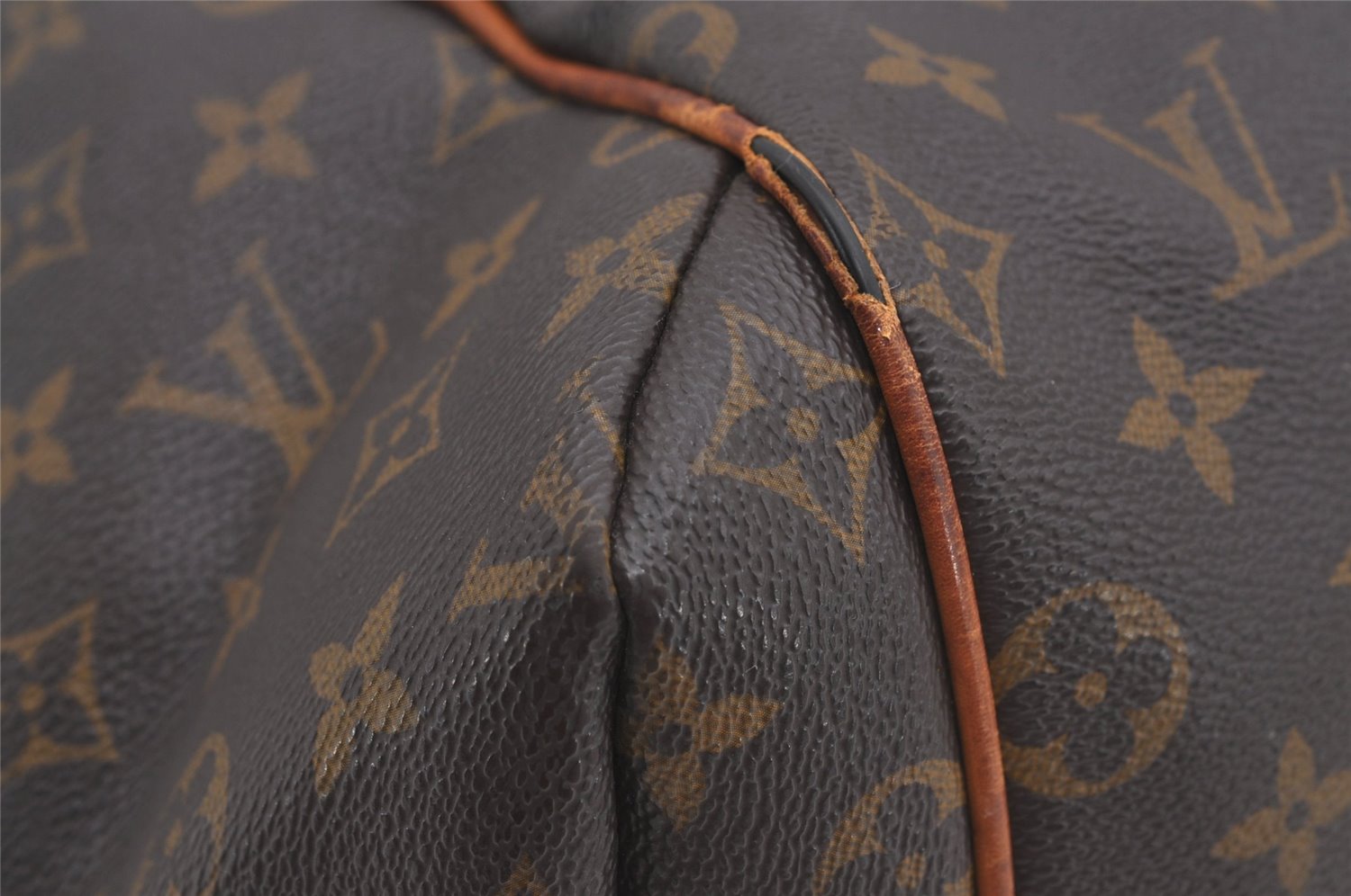 Authentic Louis Vuitton Monogram Totally MM Shoulder Tote Bag M41015 LV K4677