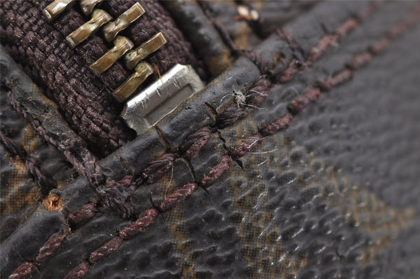 Auth Louis Vuitton Monogram Trousse Toilette 23 Clutch Hand Bag M47524 LV K4678