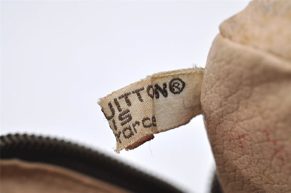 Auth Louis Vuitton Monogram Trousse Toilette 23 Clutch Hand Bag M47524 LV K4678