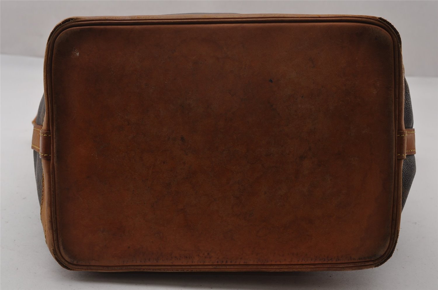 Authentic Louis Vuitton Monogram Noe Shoulder Drawstring Bag M42224 LV K4680