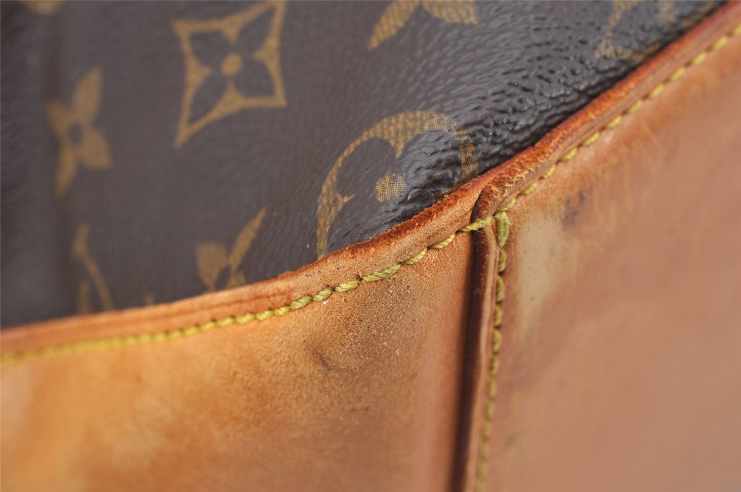 Authentic Louis Vuitton Monogram Cabas Mezzo Shoulder Tote Bag M51151 LV K4682