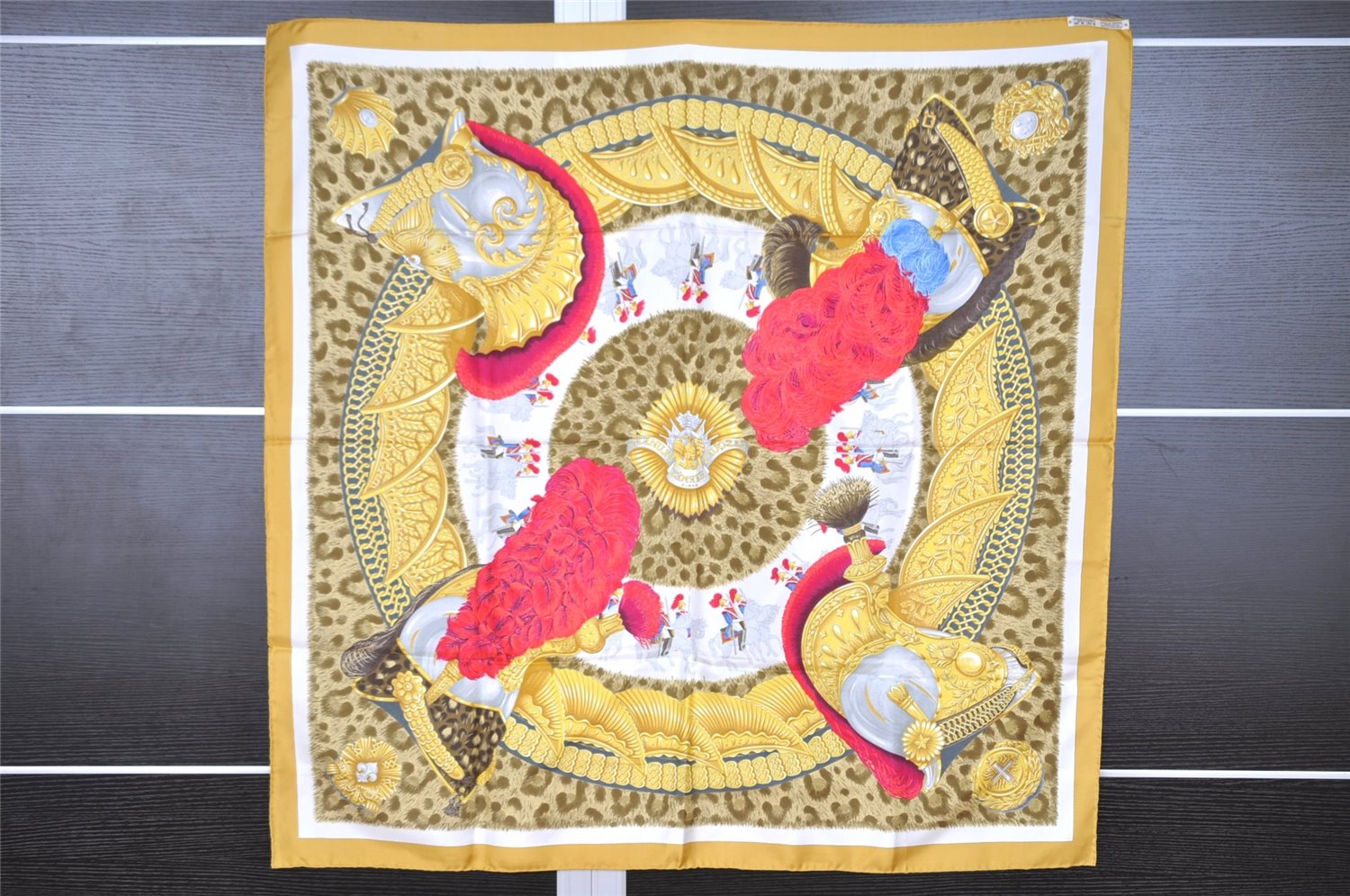 Authentic HERMES Carre 90 Scarf 