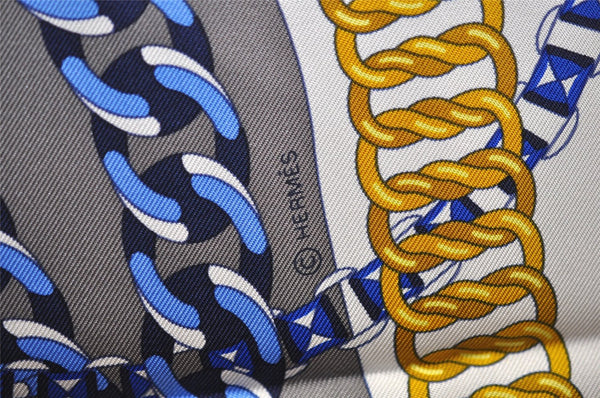 Authentic HERMES Carre 90 Scarf "REACTION EN CHAINES" Silk Gray K4713