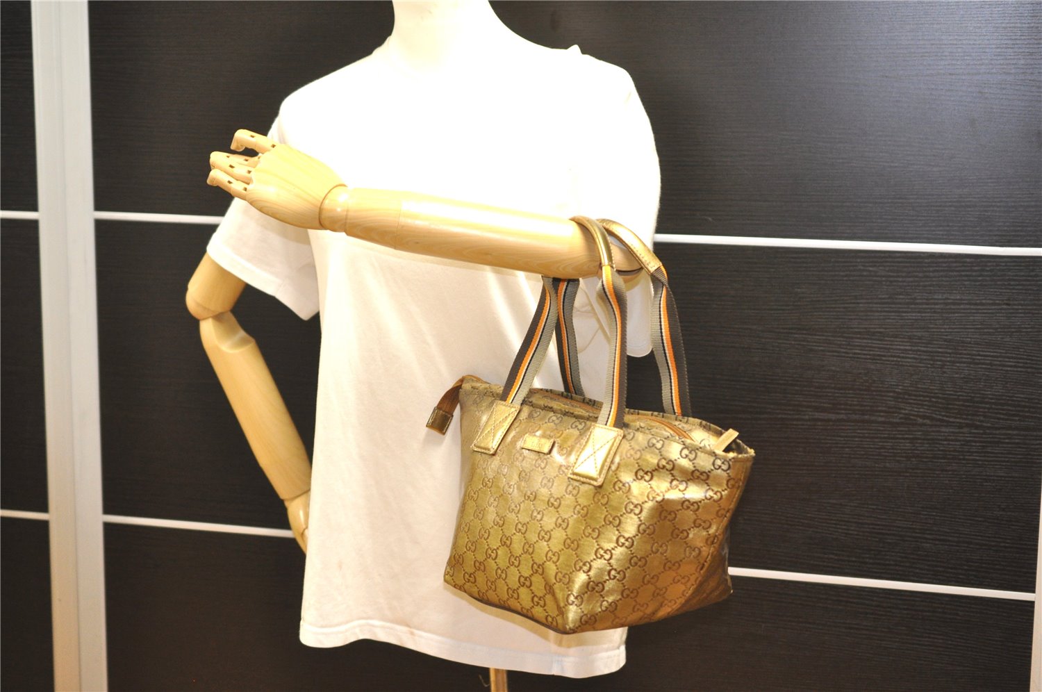 Authentic GUCCI GG Crystal Shoulder Tote Bag PVC Leather 131228 Gold K4715