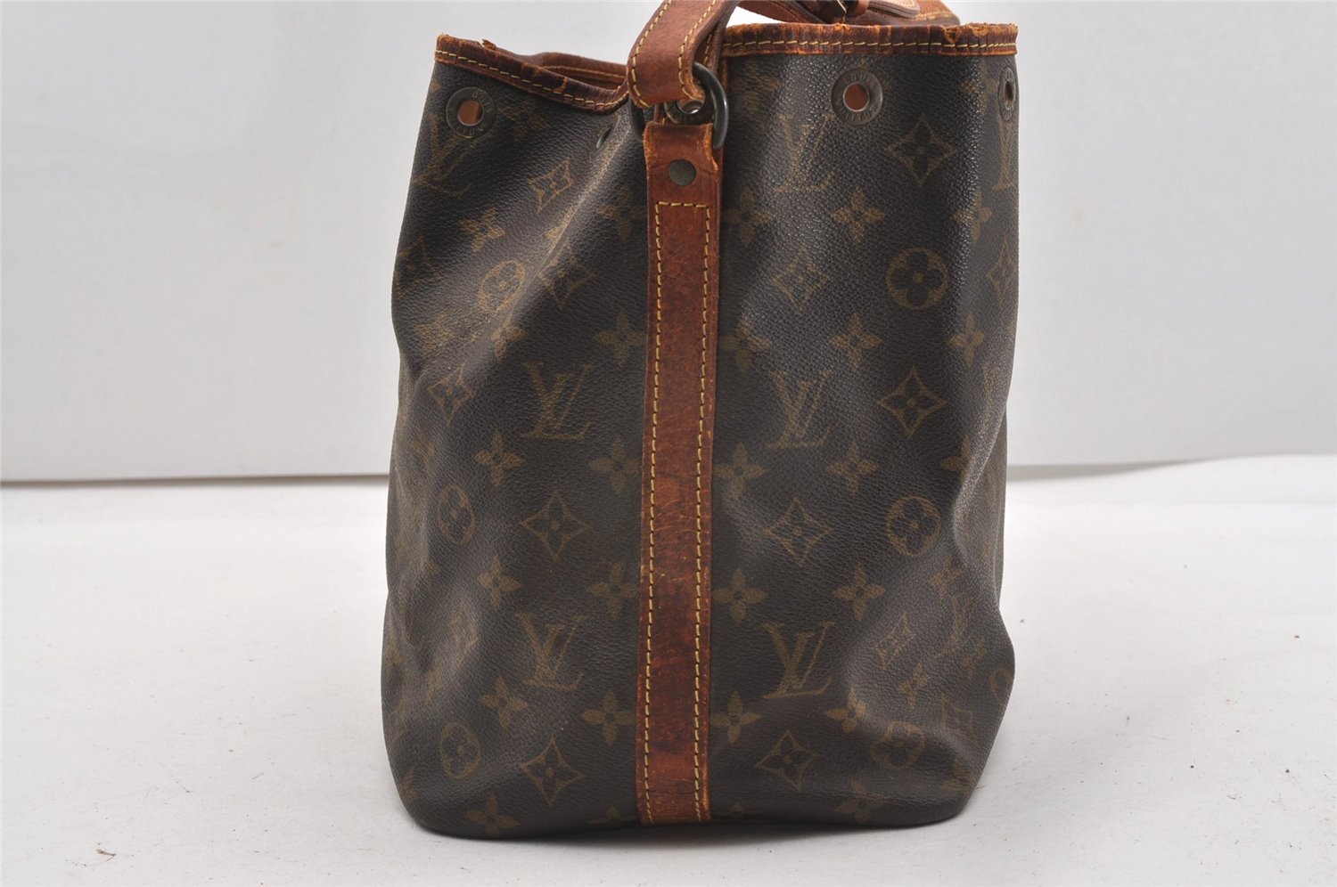 Authentic Louis Vuitton Monogram Petit Noe M42226 Shoulder Drawstring Bag K4718