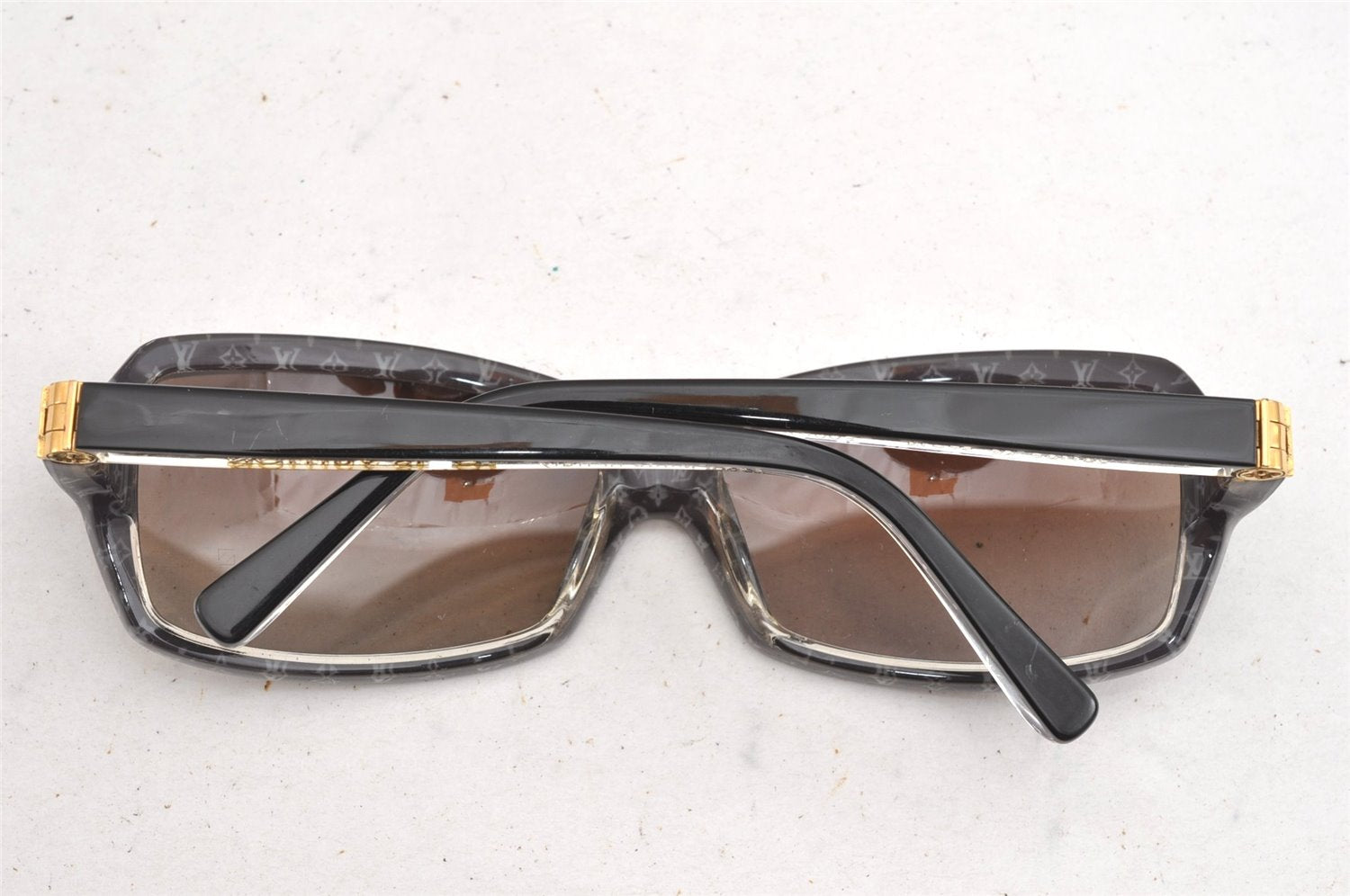 Authentic Louis Vuitton Monogram Sunglasses Plastic Dark Brown Z0110E LV K4720