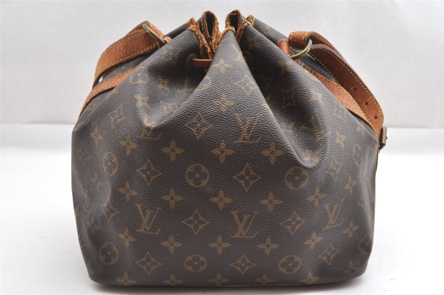 Authentic Louis Vuitton Monogram Petit Noe M42226 Shoulder Drawstring Bag K4725