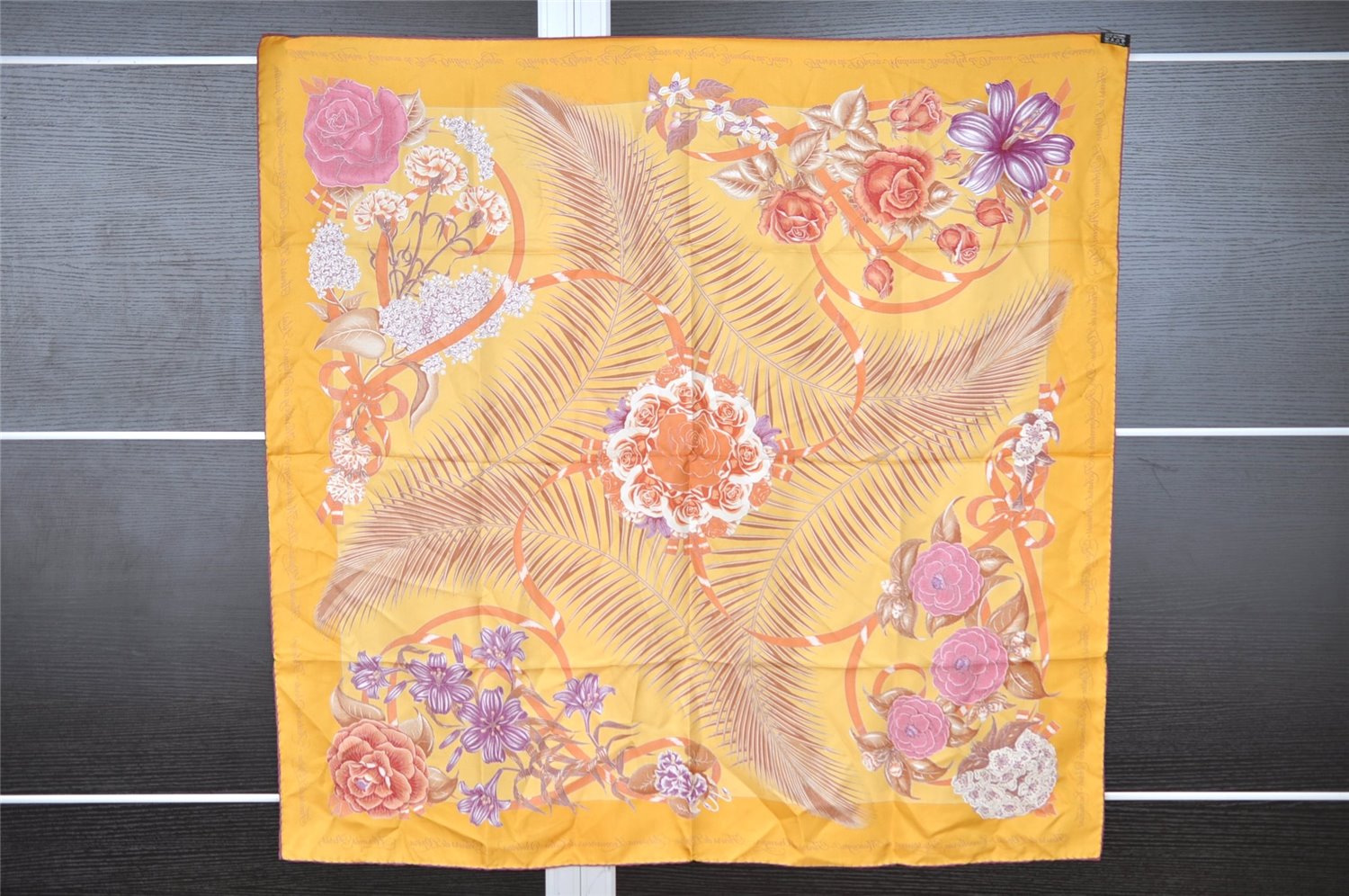 Authentic HERMES Carre 90 Scarf 