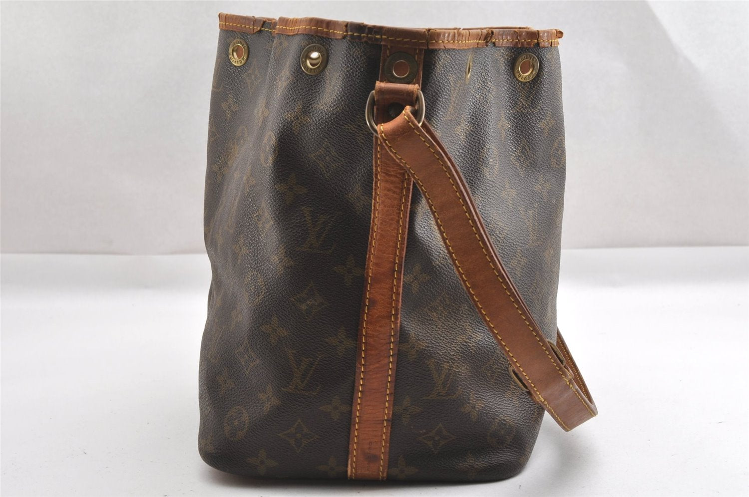 Authentic Louis Vuitton Monogram Petit Noe M42226 Shoulder Drawstring Bag K4731