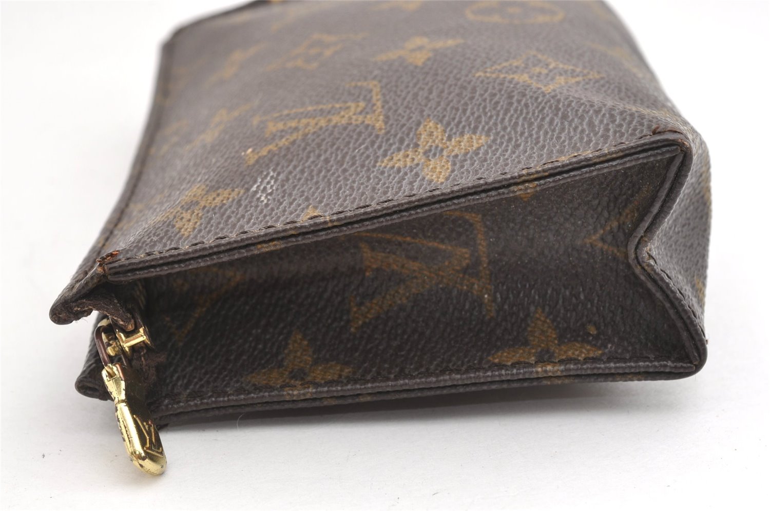 Authentic Louis Vuitton Monogram Poche Toilette 15 M47546 Cosmetics Pouch K4740