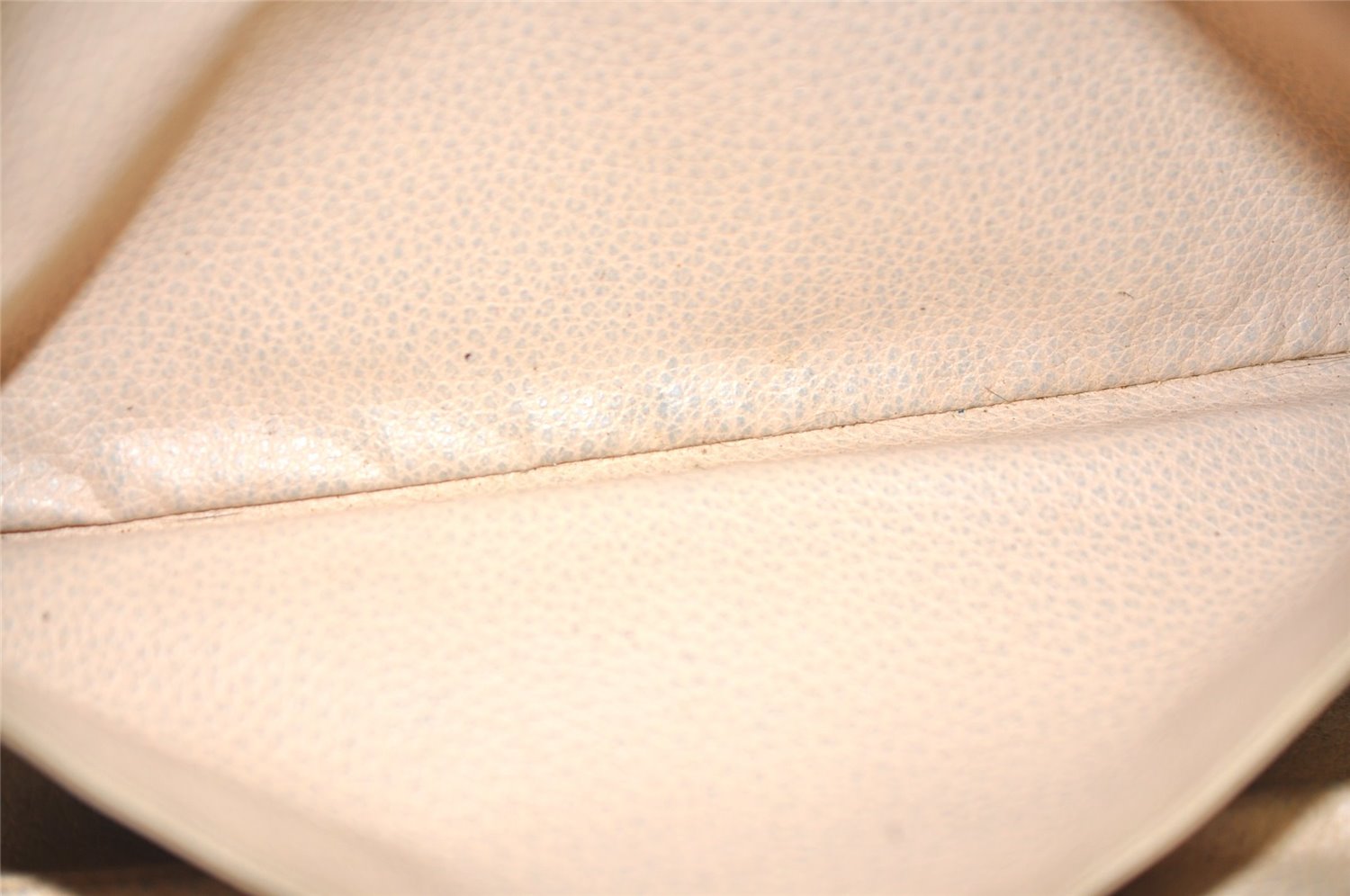 Auth Louis Vuitton Monogram Trousse Toilette 28 Clutch Hand Bag M47522 LV K4744