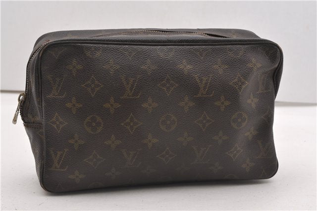 Auth Louis Vuitton Monogram Trousse Toilette 28 Clutch Hand Bag M47522 LV K4744