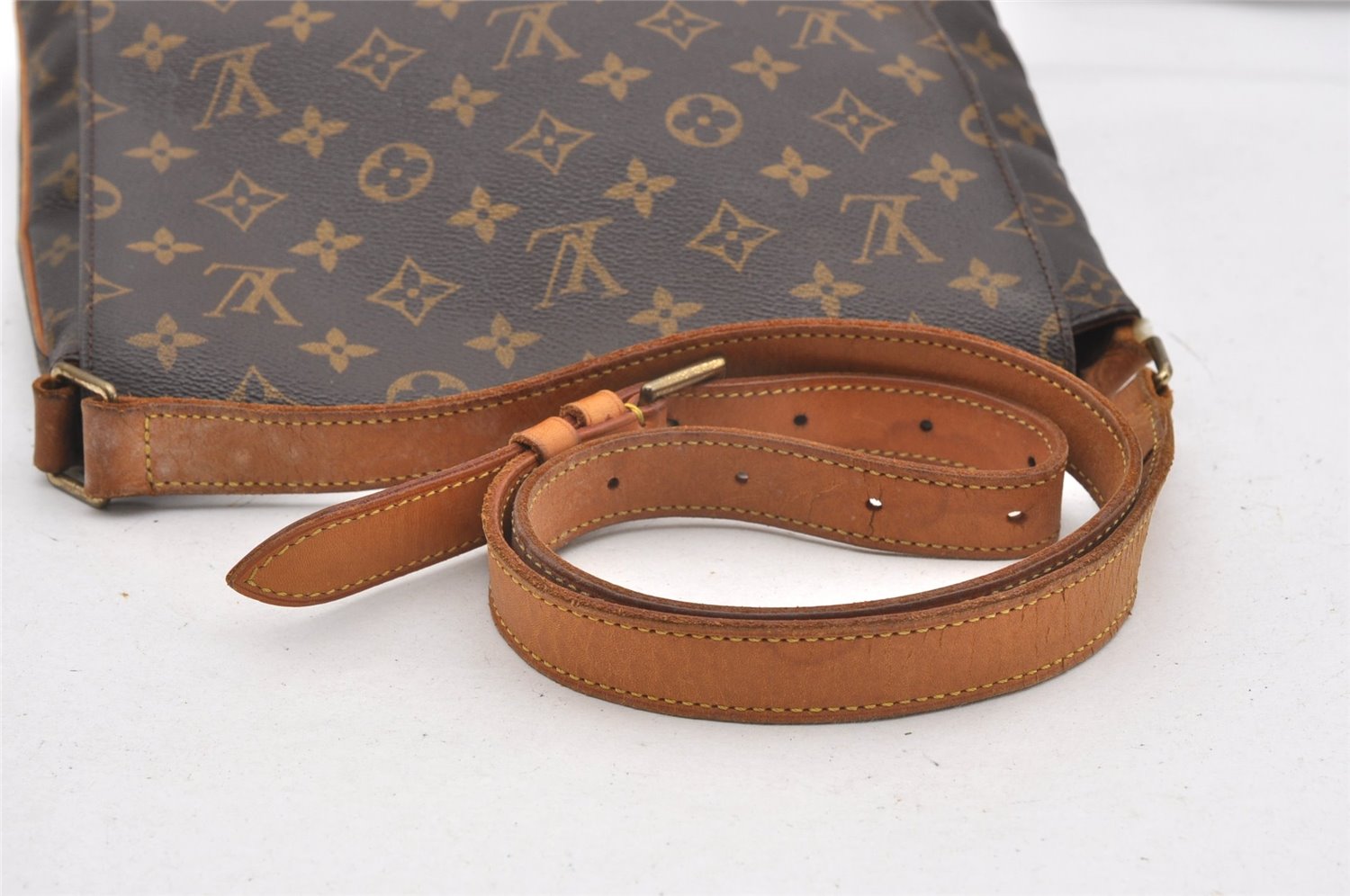 Authentic Louis Vuitton Monogram Musette Shoulder Cross Body Bag M51256 LV K4745