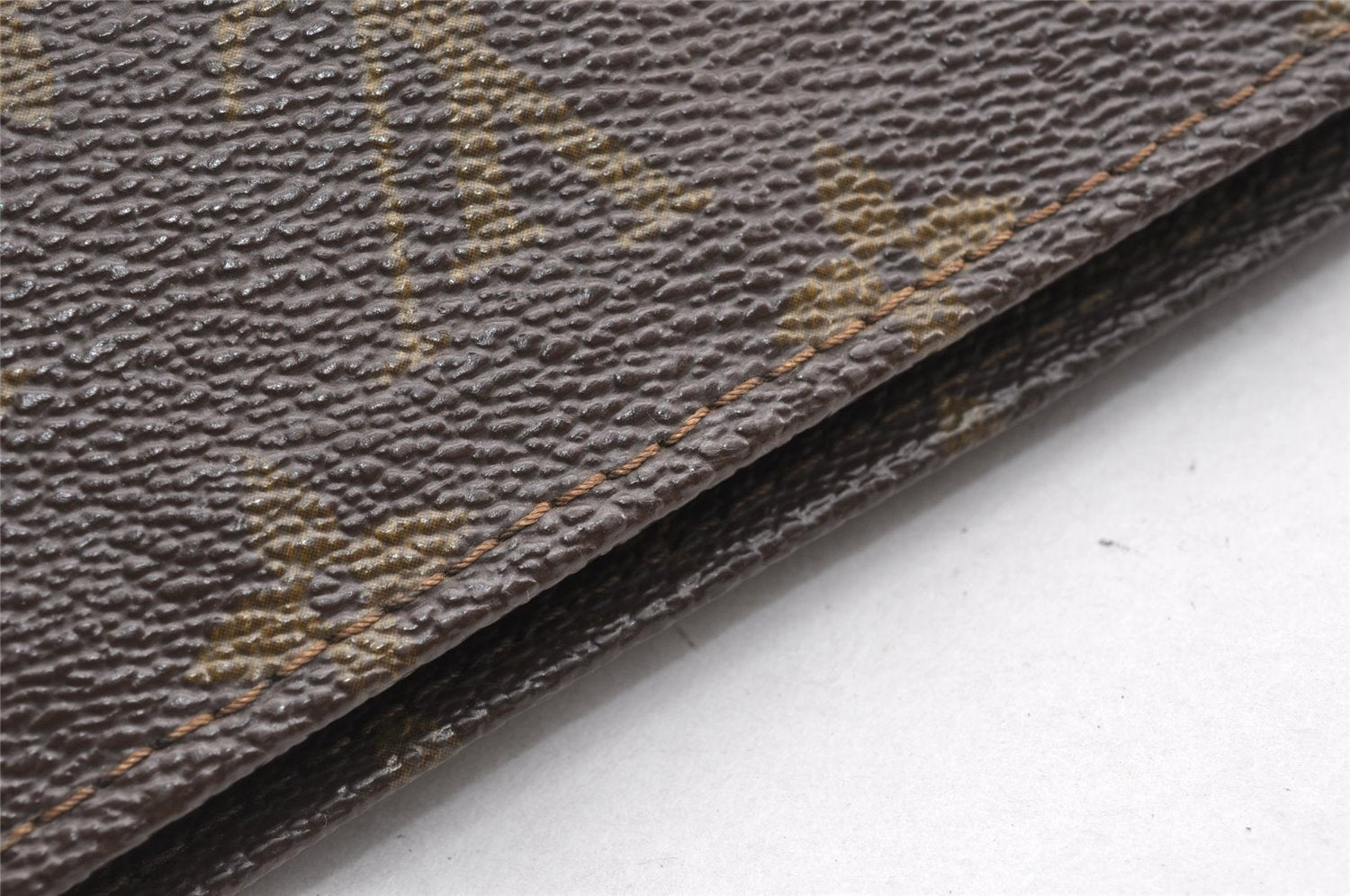 Auth Louis Vuitton Monogram Poche Toilette 26 Cosmetics Pouch Old Model LV K4755