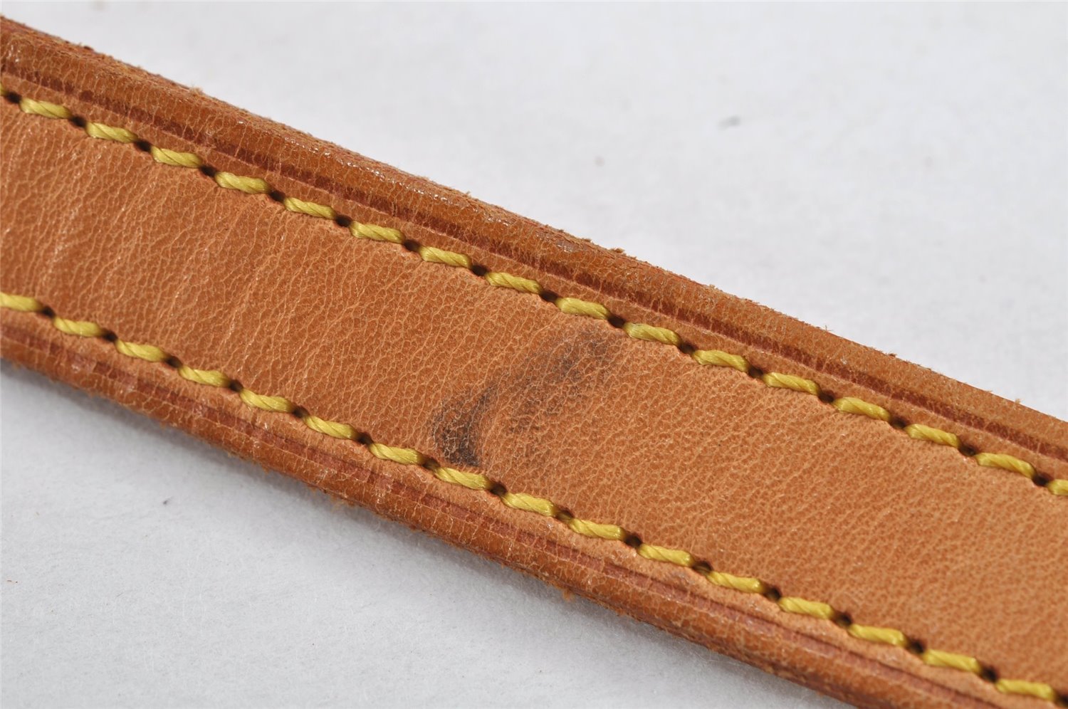 Authentic Louis Vuitton Leather Shoulder Strap For Bucket PM 27.6