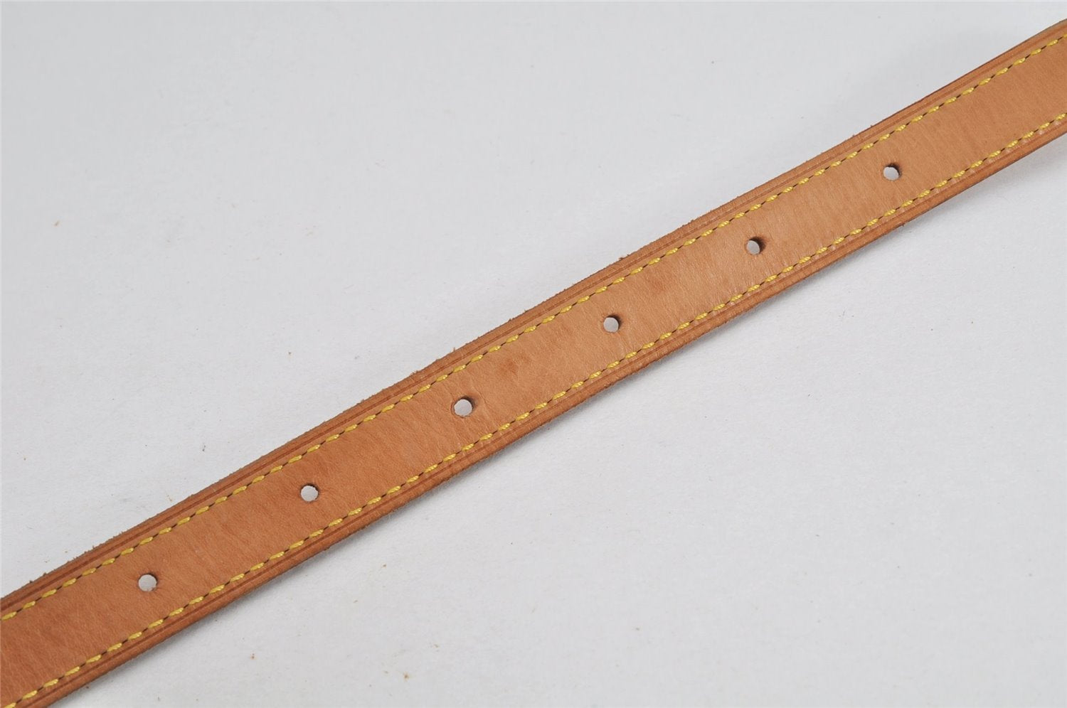 Authentic Louis Vuitton Leather Shoulder Strap For Bucket GM 31.9