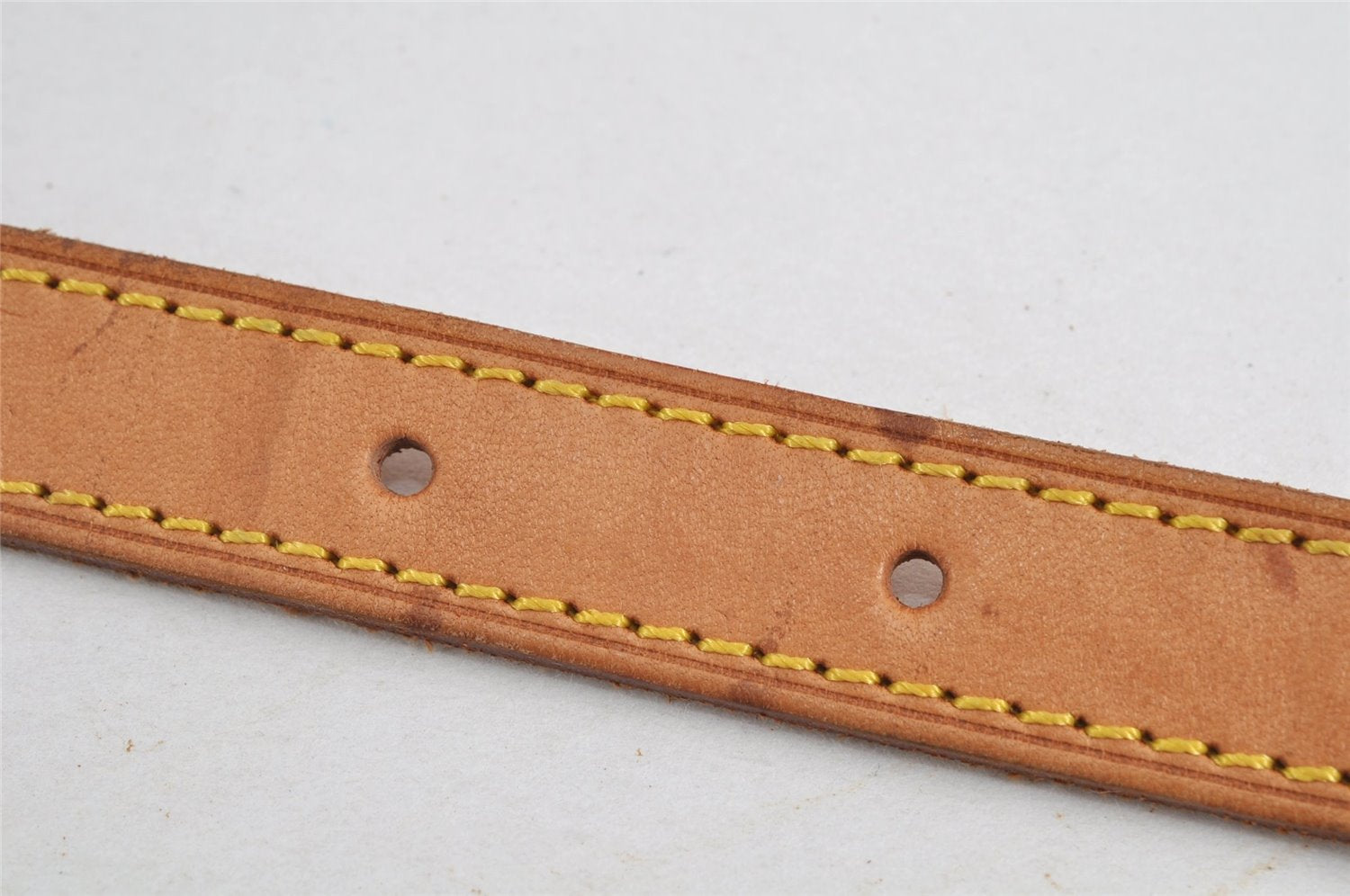 Authentic Louis Vuitton Leather Shoulder Strap For Bucket GM 31.9