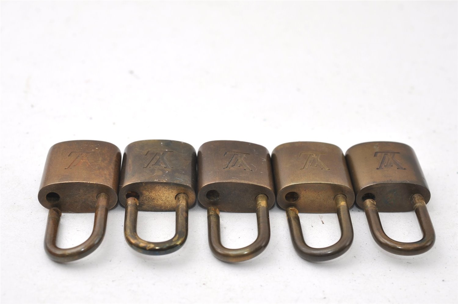 Authentic Louis Vuitton Padlock Gold 10Set LV K4770