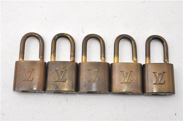 Authentic Louis Vuitton Padlock Gold 10Set LV K4770