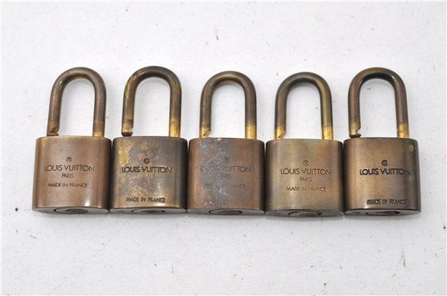 Authentic Louis Vuitton Padlock Gold 10Set LV K4770