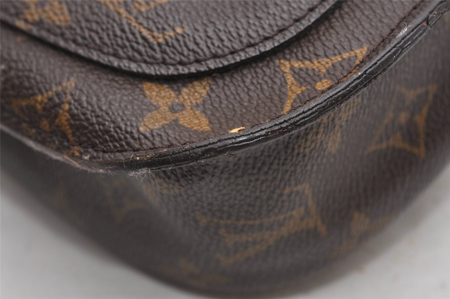 Authentic Louis Vuitton Monogram Saint Cloud GM M51242 Shoulder Cross Bag K4780