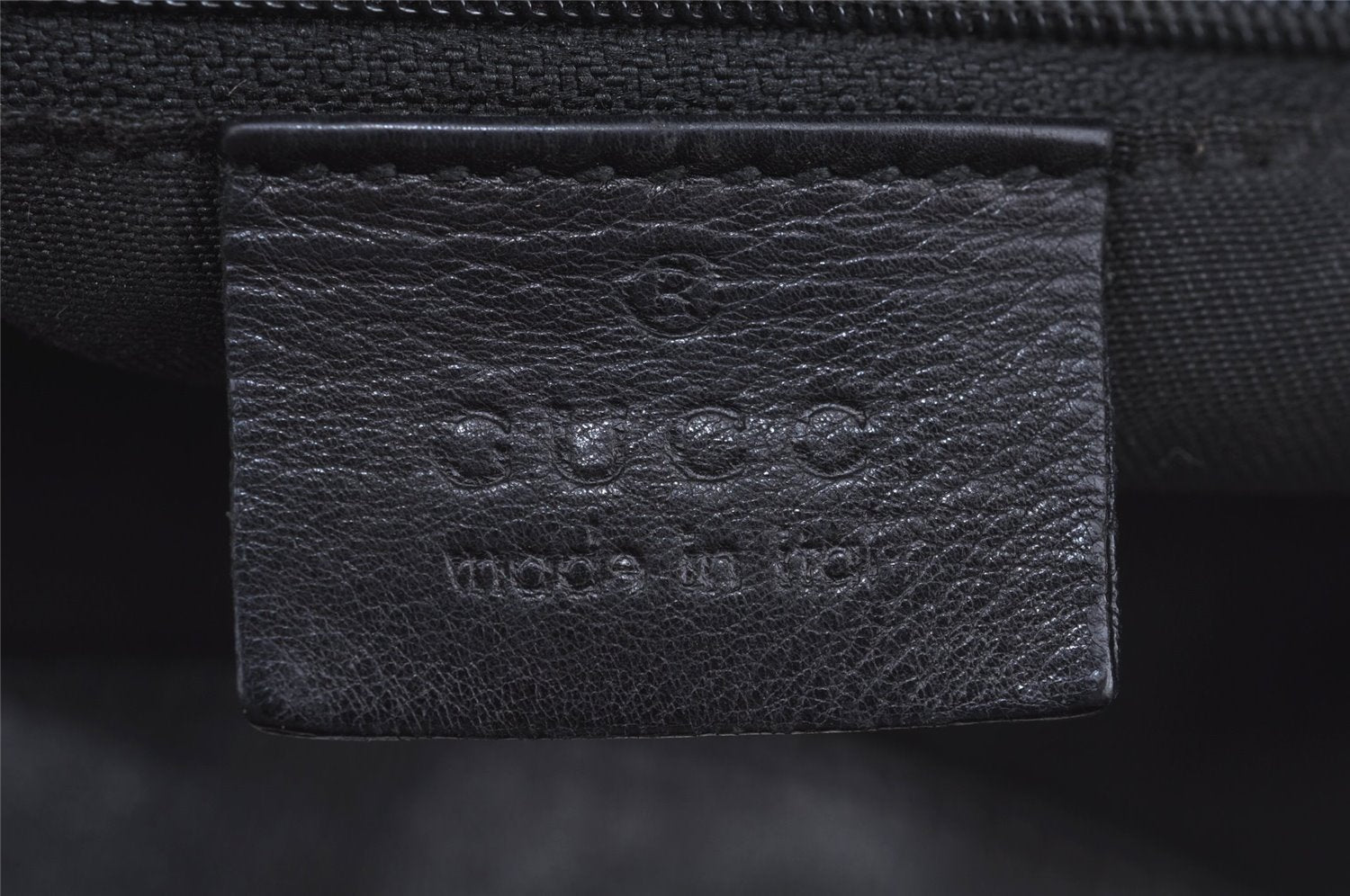 Authentic GUCCI Sukey Vintage Shoulder Tote Bag Leather 211943 Black K4787