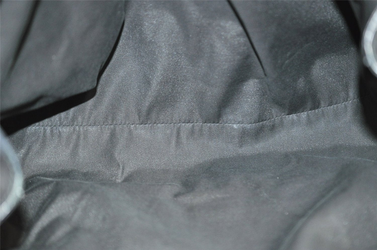 Authentic GUCCI Sukey Vintage Shoulder Tote Bag Leather 211943 Black K4787