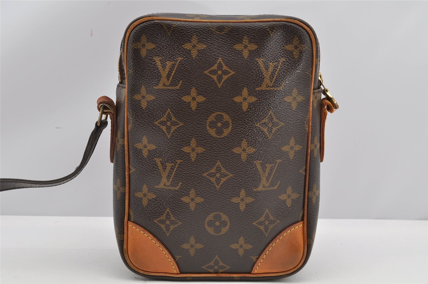 Authentic Louis Vuitton Monogram Amazone Shoulder Cross Bag M45236 LV Junk K4806