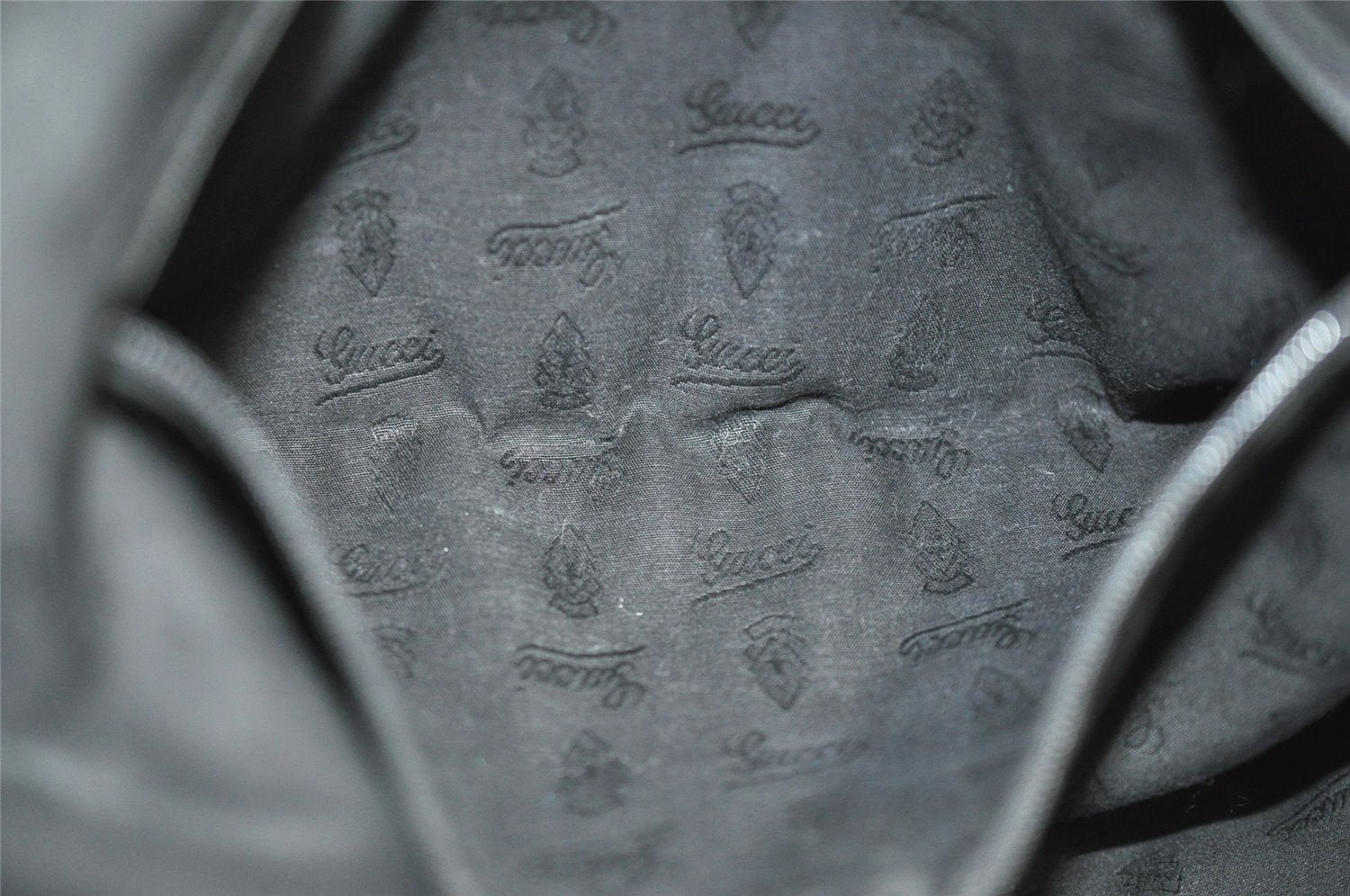 Authentic GUCCI Shoulder Tote Bag GG Canvas Enamel 211976 Black K4811