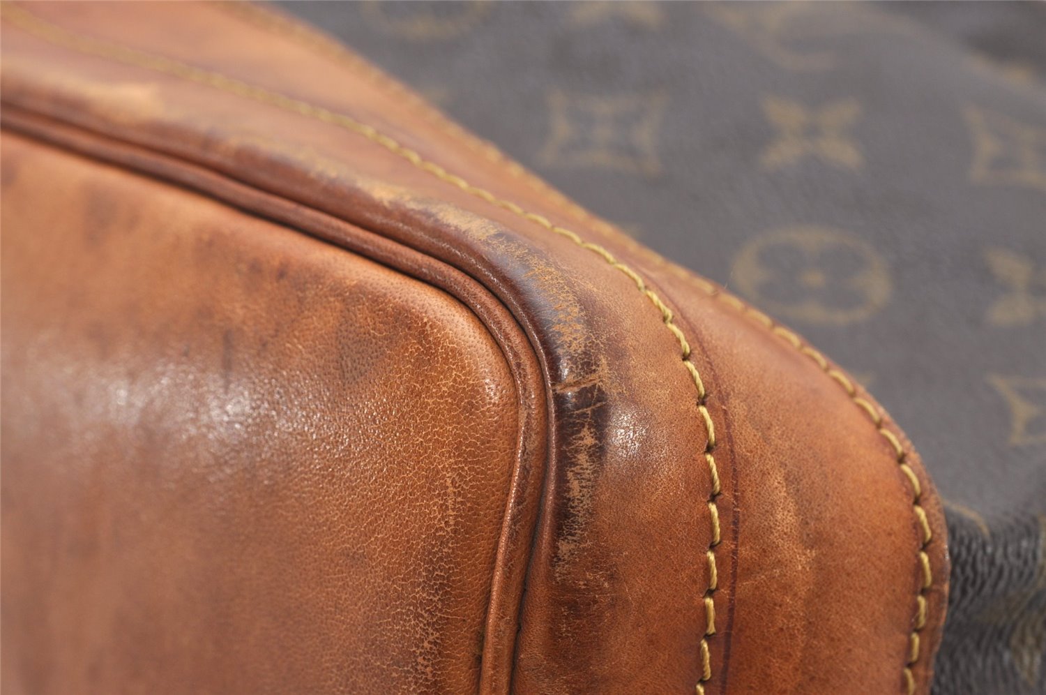 Authentic Louis Vuitton Monogram Noe Shoulder Drawstring Bag M42224 LV K4813