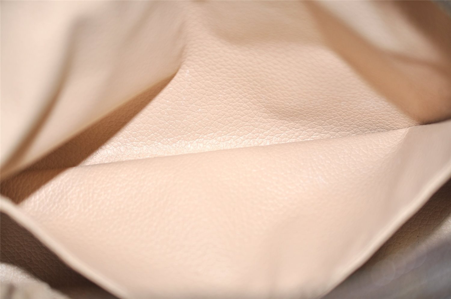 Auth Louis Vuitton Monogram Trousse Toilette 23 Clutch Hand Bag M47524 LV K4815