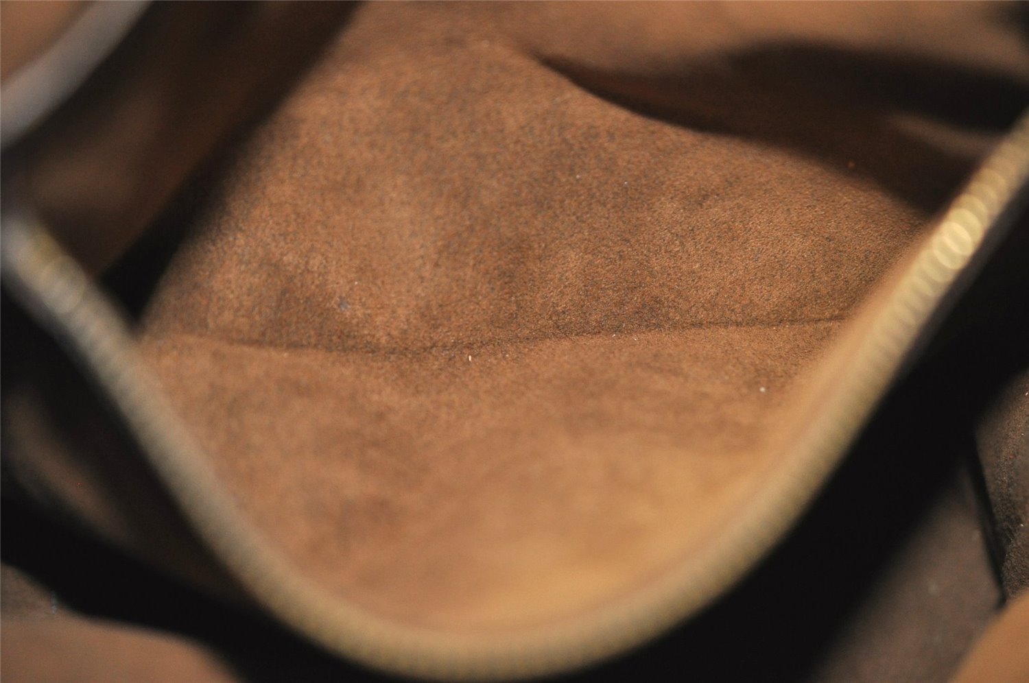 Authentic Louis Vuitton Damier Marais Bucket Shoulder Tote Bag N42240 LV K4821