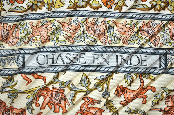 Authentic HERMES Pleats Scarf "CHASSE EN INDE" Silk Beige Box K4824