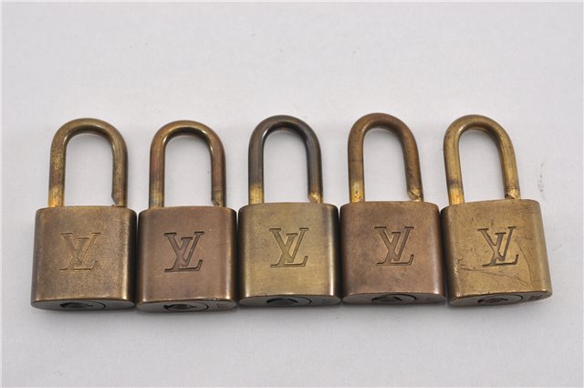 Authentic Louis Vuitton Padlock Gold 10Set LV K4825