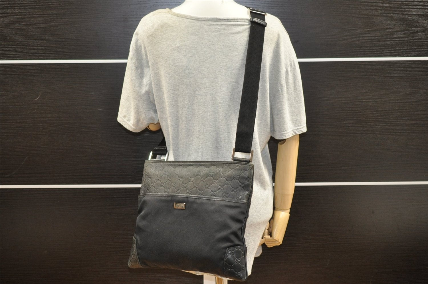 Authentic GUCCI Guccissima Shoulder Cross Bag Leather Nylon 161822 Black K4832