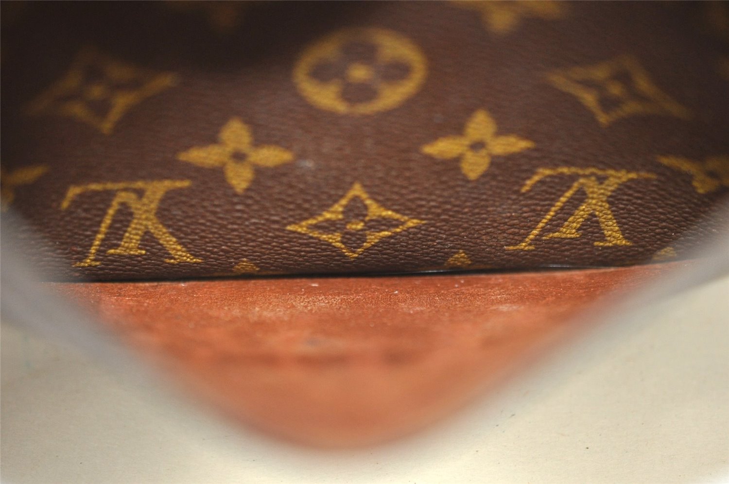 Authentic Louis Vuitton Monogram Saint Cloud MM M51243 Shoulder Bag Junk K4836