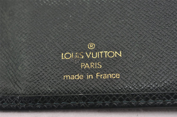 Authentic Louis Vuitton Taiga Porte 14 Cartes Credit Wallet M30404 Green K4843