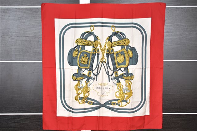 Authentic HERMES Carre 90 Scarf 