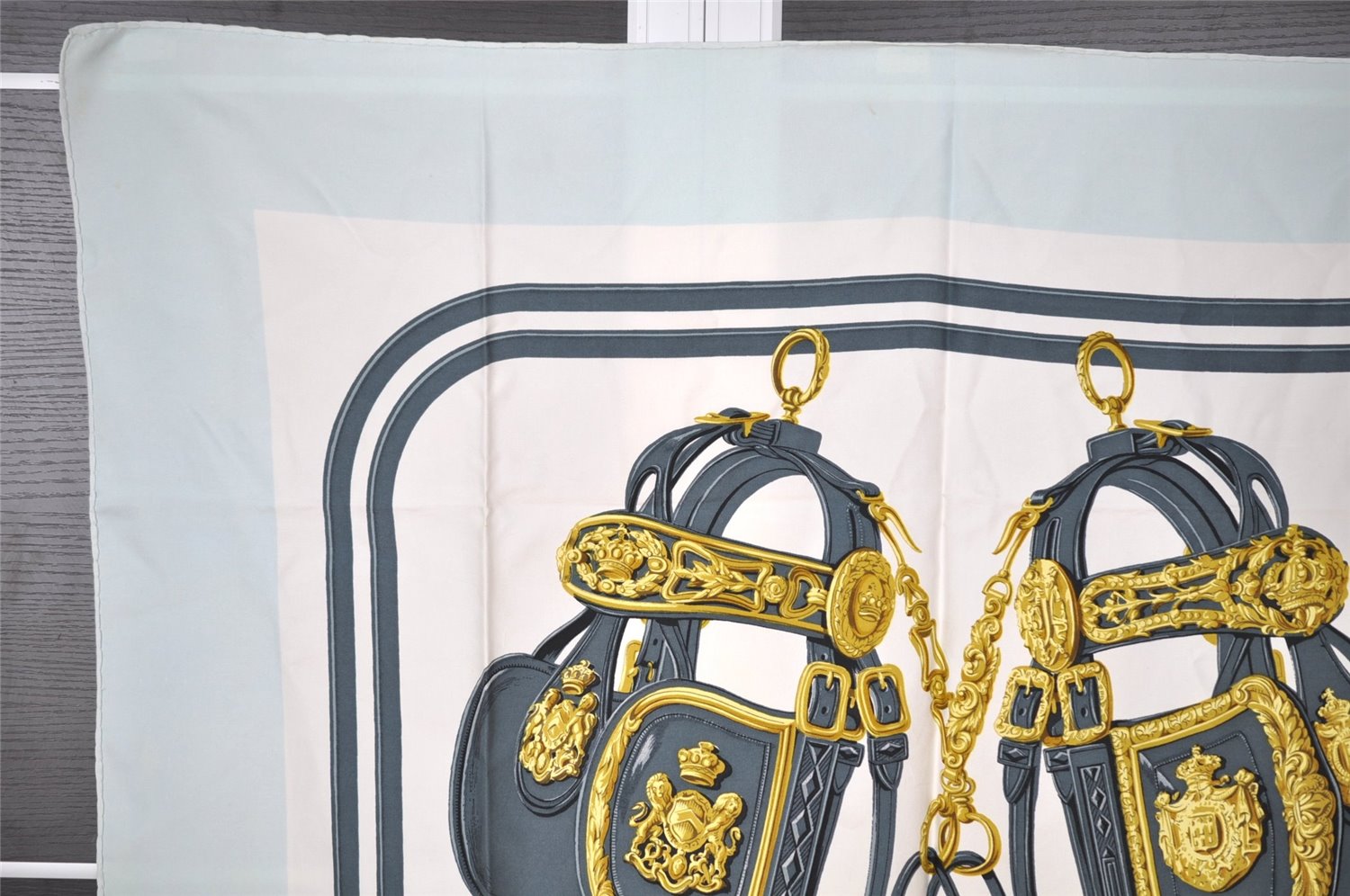 Authentic HERMES Carre 90 Scarf 