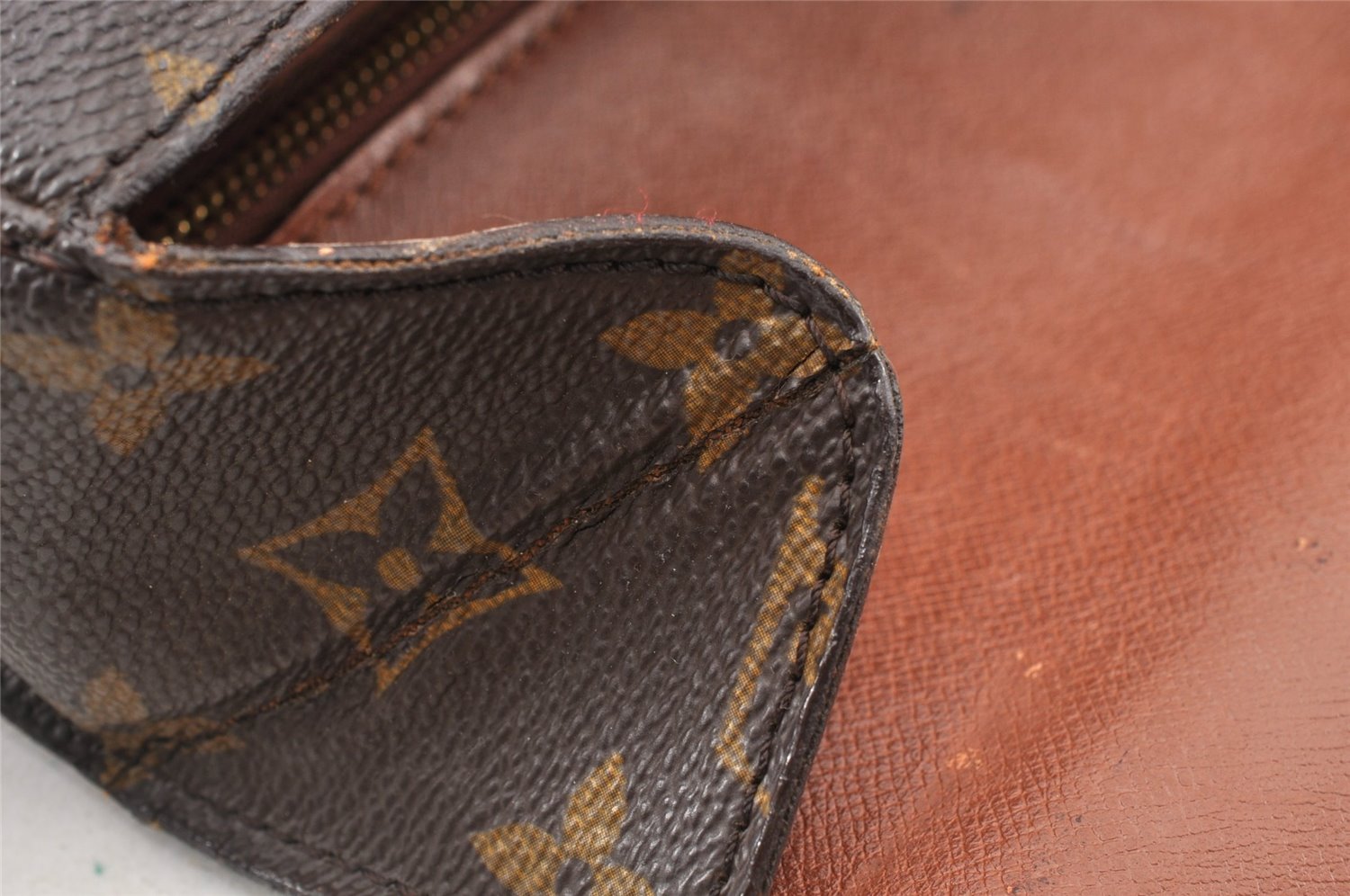 Authentic Louis Vuitton Monogram Saint Cloud GM M51242 Shoulder Cross Bag K4893