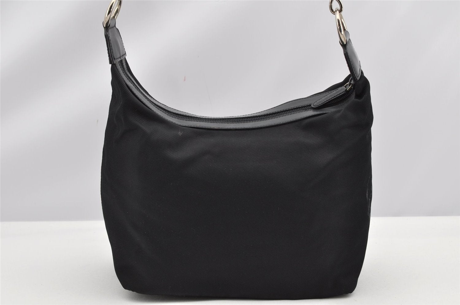 Authentic GUCCI Vintage Bamboo Shoulder Hand Bag Purse Nylon Leather Black K4895