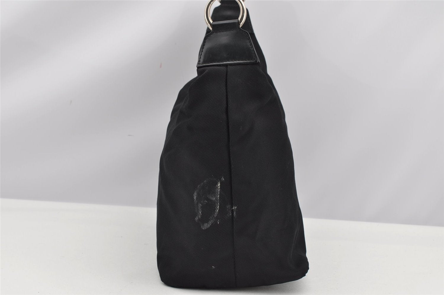 Authentic GUCCI Vintage Bamboo Shoulder Hand Bag Purse Nylon Leather Black K4895