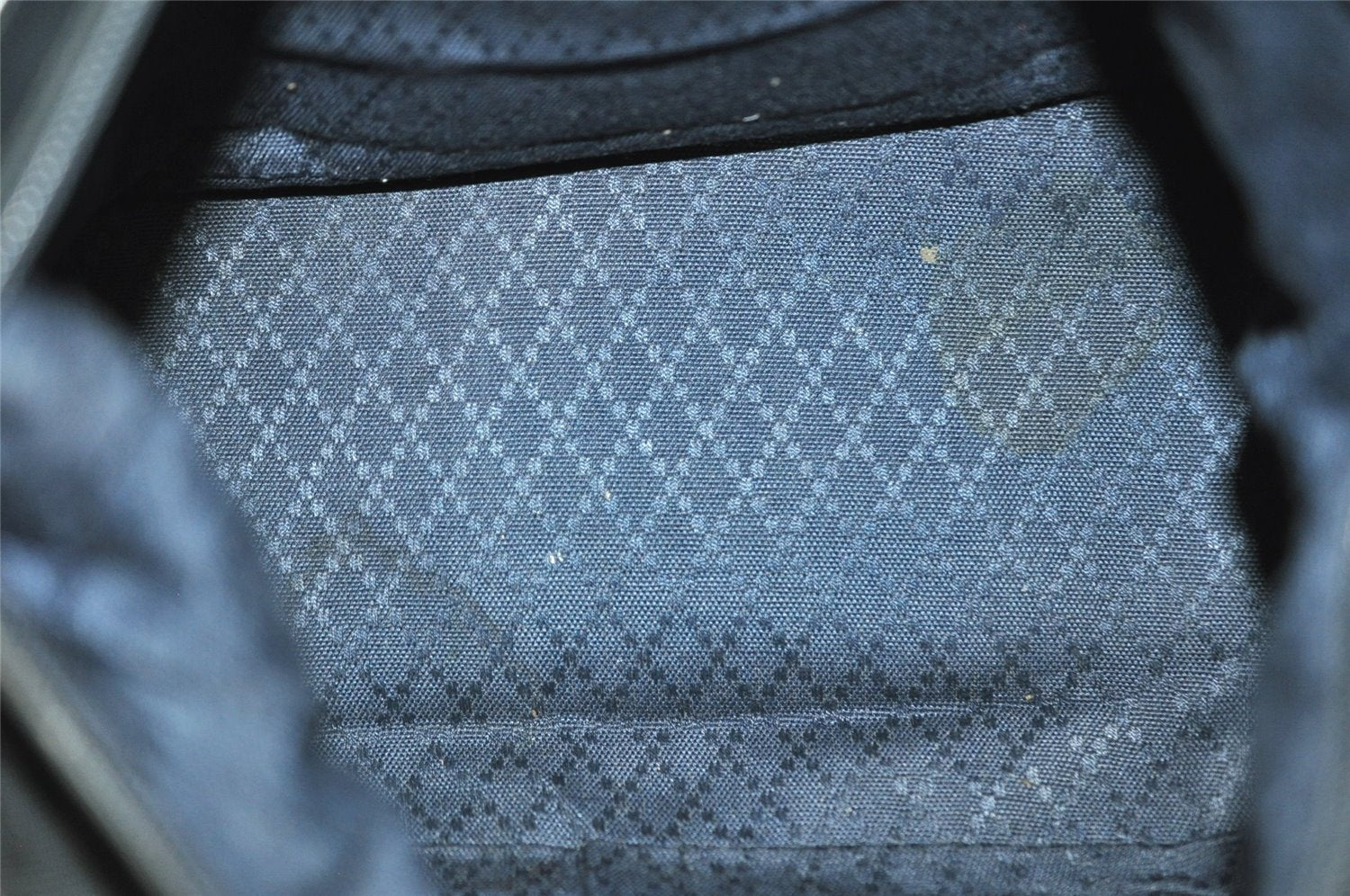 Authentic GUCCI Vintage Bamboo Shoulder Hand Bag Purse Nylon Leather Black K4895