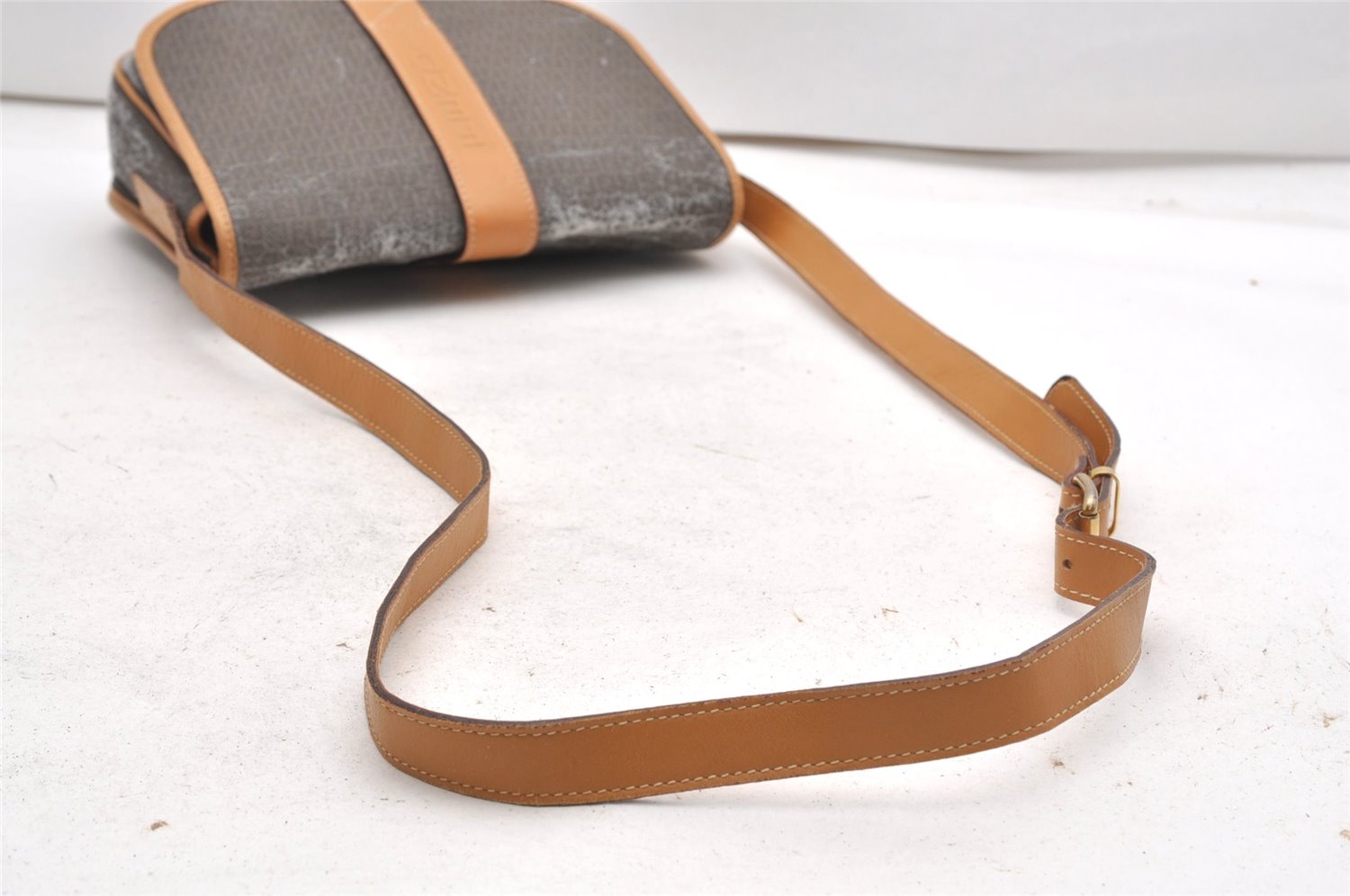 Authentic FENDI Zucchino Shoulder Cross Body Bag PVC Leather Brown Junk K4904