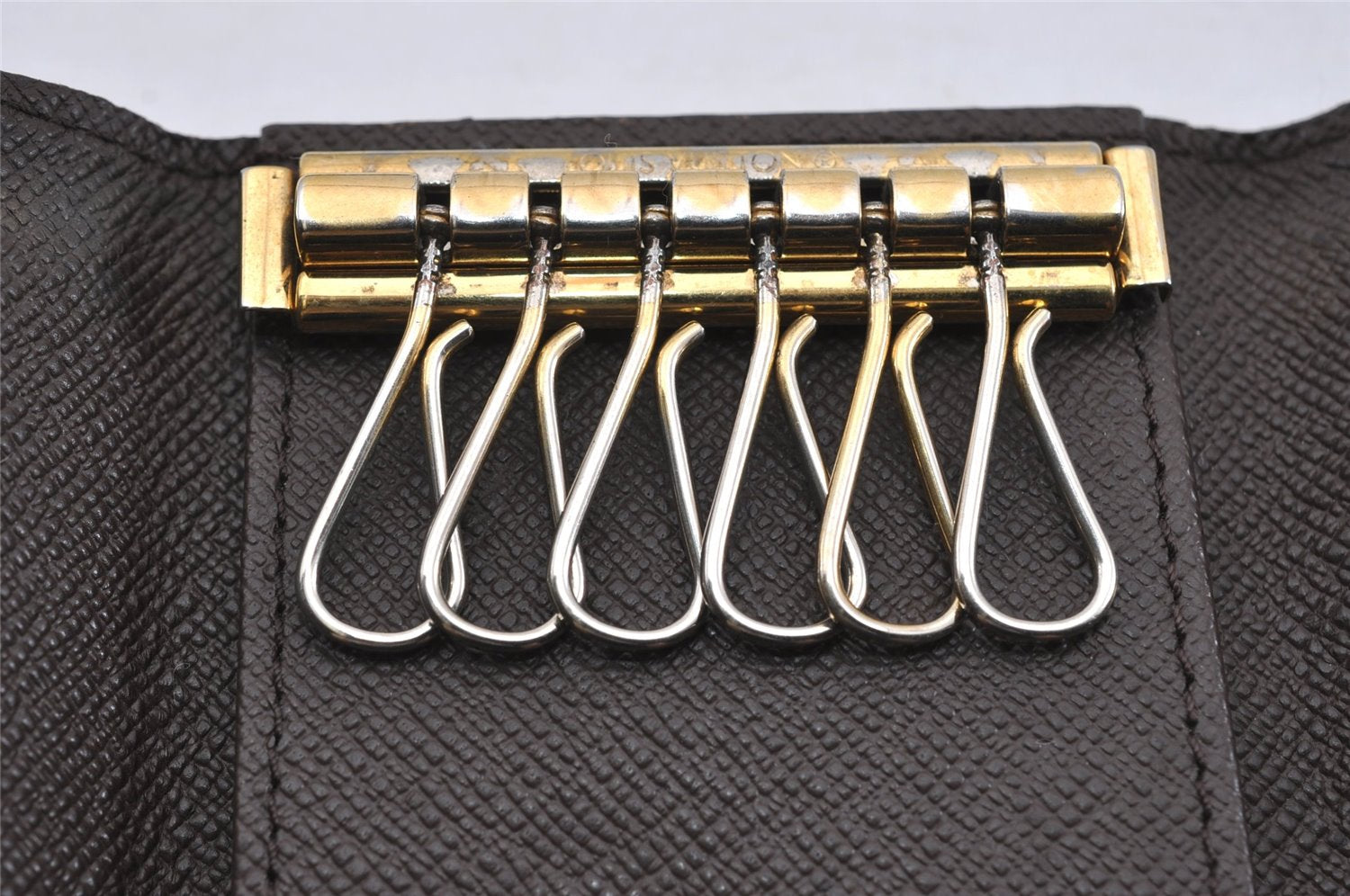 Authentic Louis Vuitton Damier Multicles 6 Key Case Holder N62630 LV K4908