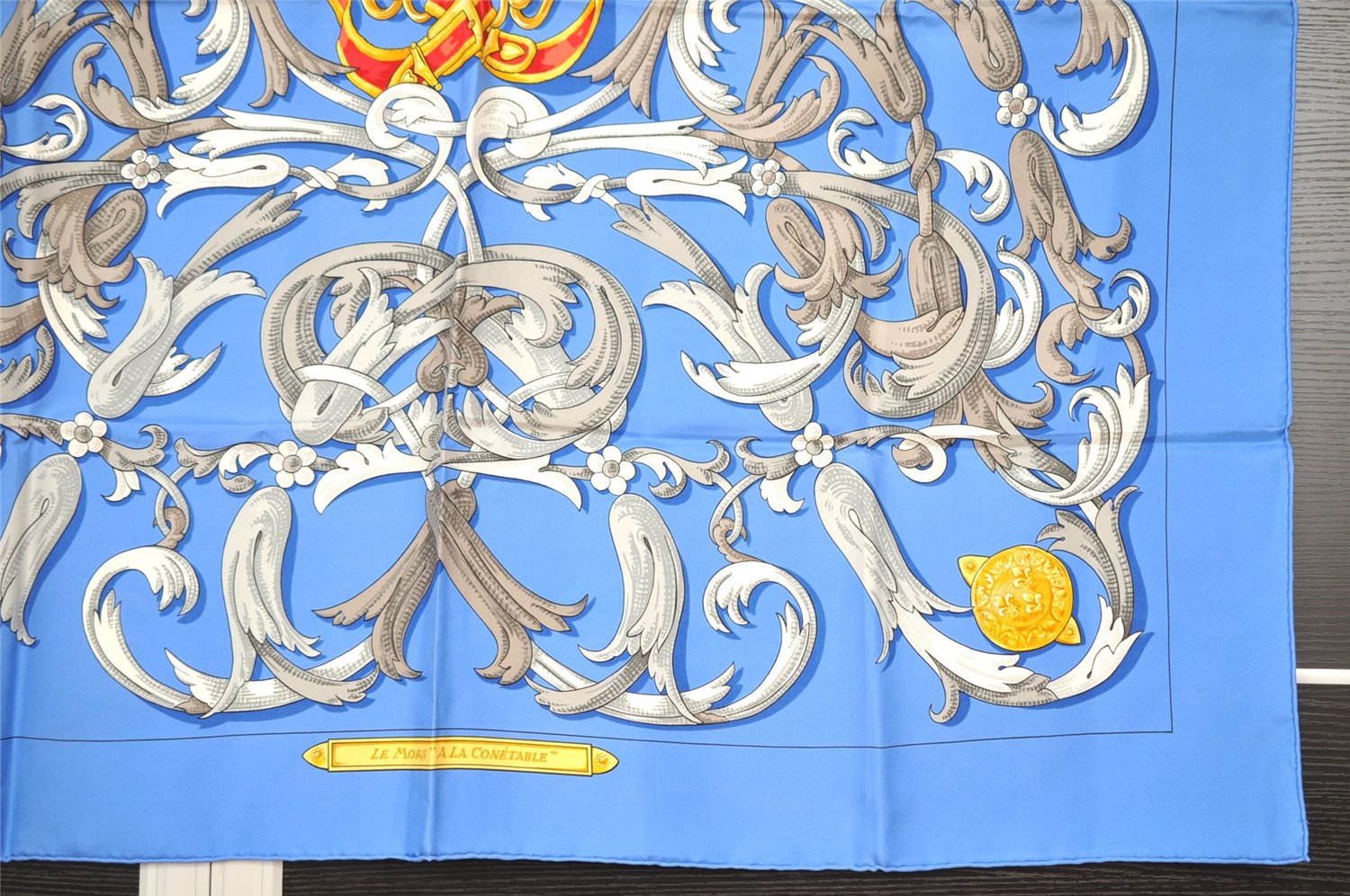 Authentic HERMES Carre 90 Scarf 