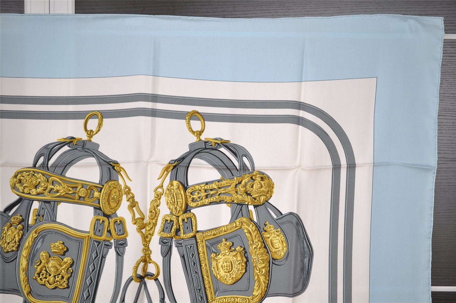 Authentic HERMES Carre 90 Scarf 