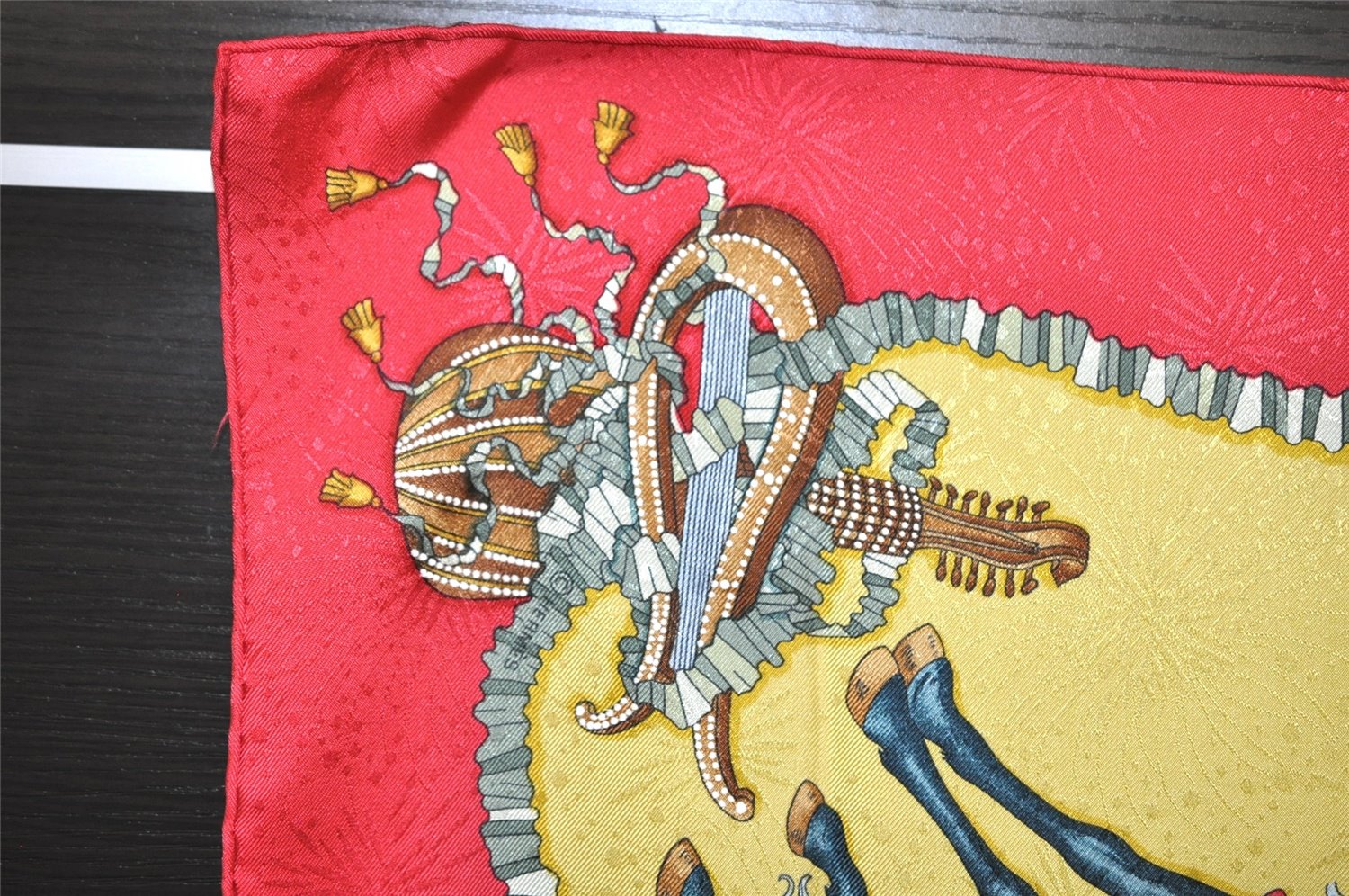 Authentic HERMES Carre 90 Scarf 