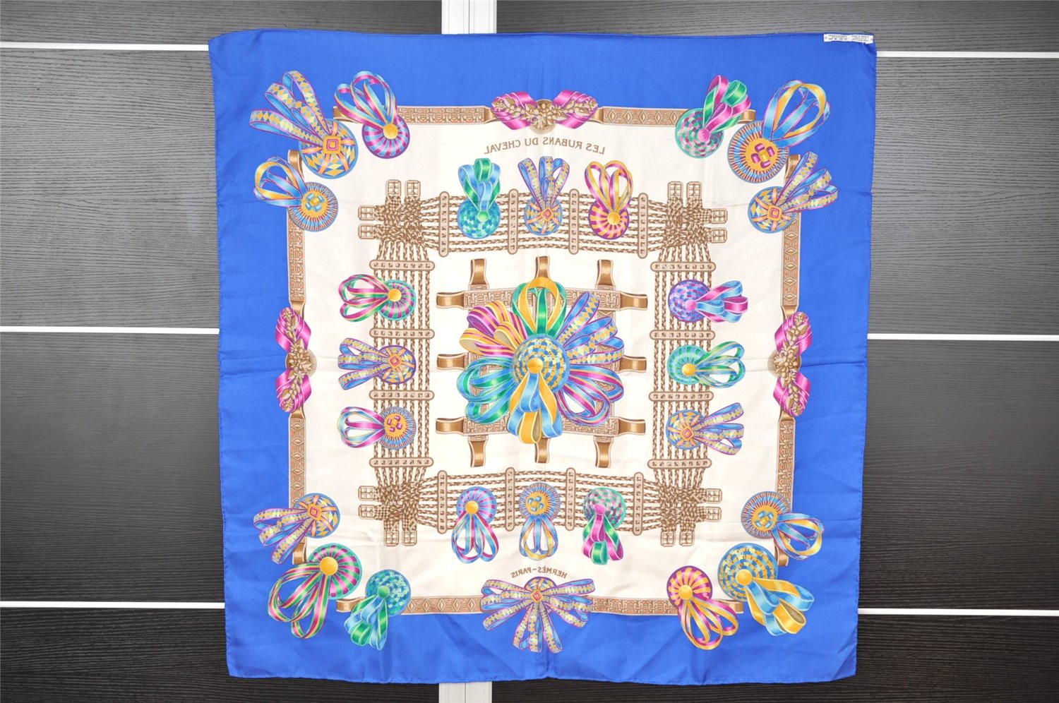 Authentic HERMES Carre 90 Scarf 